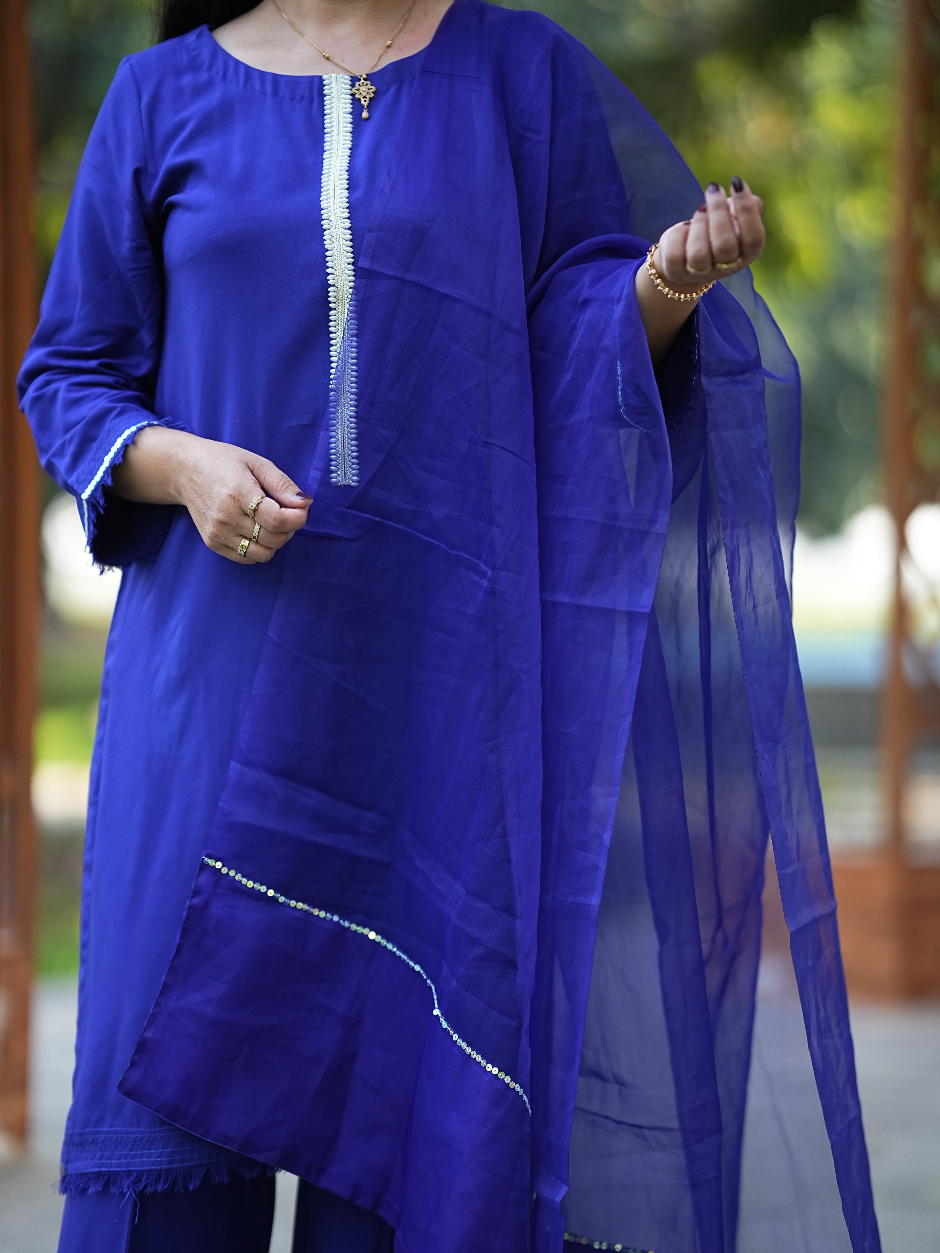 Blue Regal linen suite 3 Piece