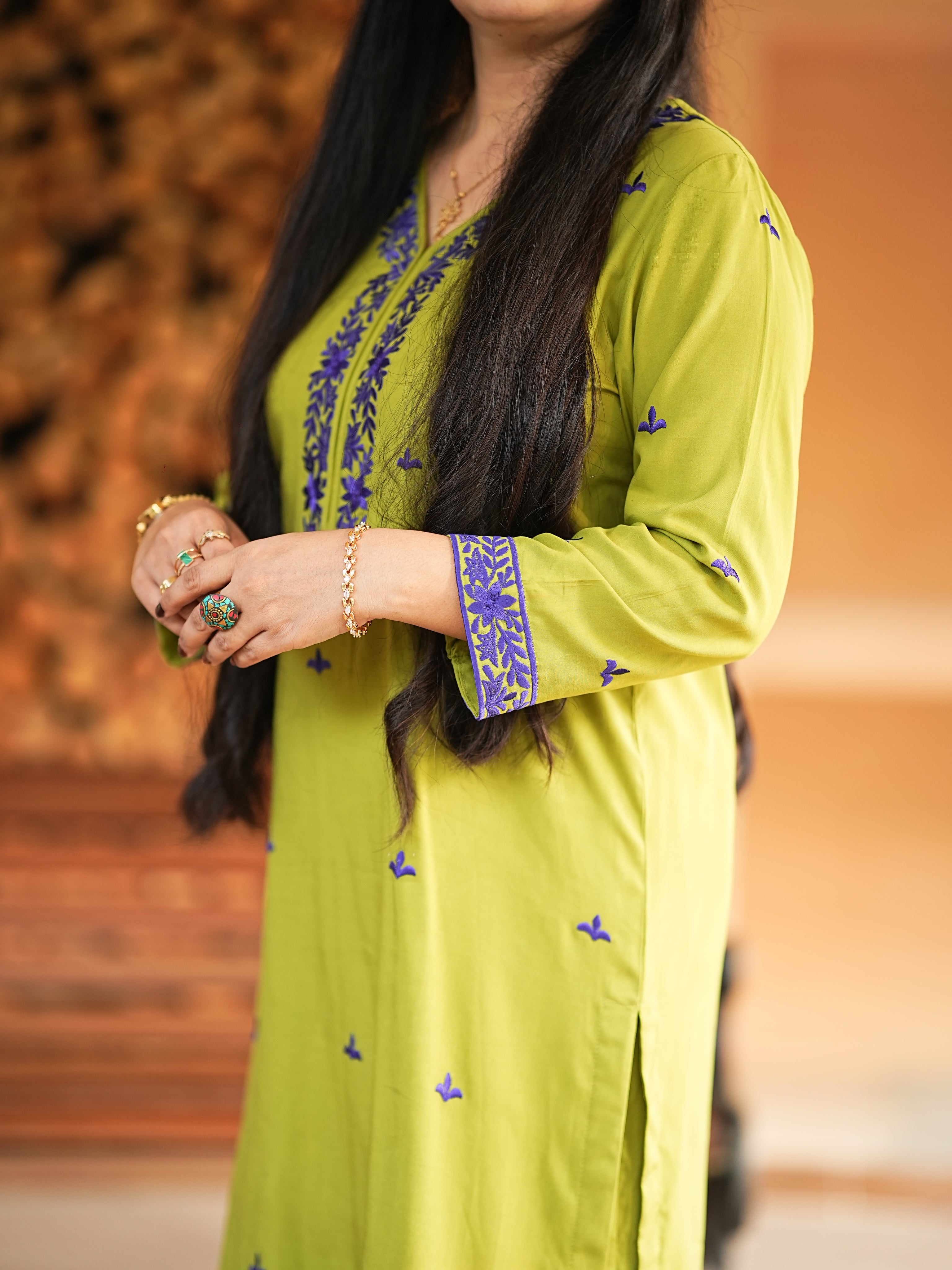 Regal parrot green linen 2 Piece